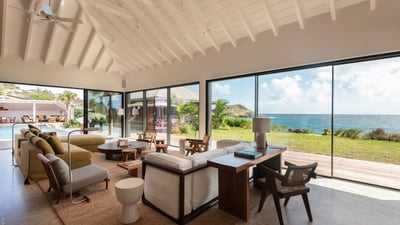 Luxury Villa Photo #18