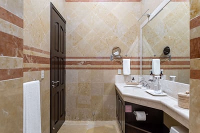 Luxury Villa Photo #72