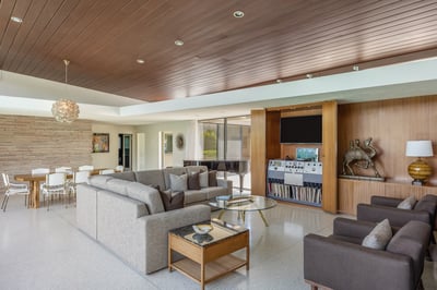 Luxury Villa Photo #20