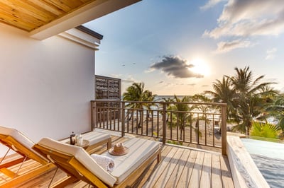 Luxury Villa Photo #12