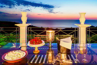 Luxury Villa Photo #22