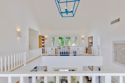 Luxury Villa Photo #35