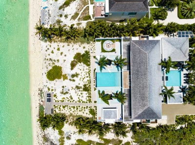 Luxury Villa Photo #25