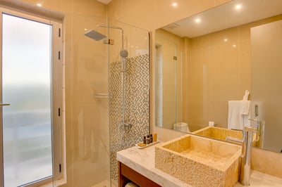 Luxury Villa Photo #82