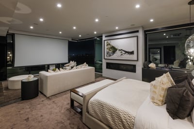 Luxury Villa Photo #20