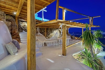 Luxury Villa Photo #21
