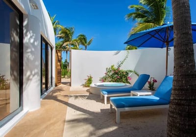 Luxury Villa Photo #21