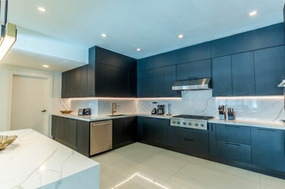 Luxury Villa Photo #32