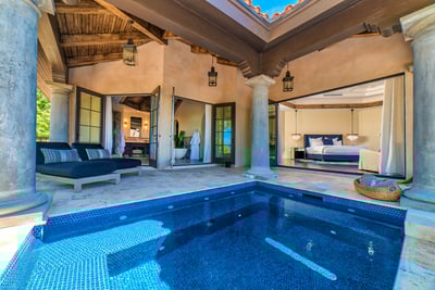 Luxury Villa Photo #15