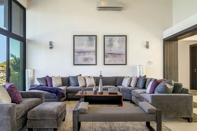 Luxury Villa Photo #27