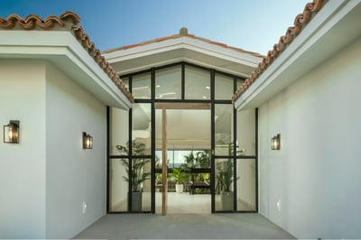 Luxury Villa Photo #29