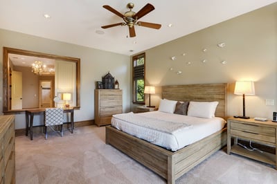 Luxury Villa Photo #28