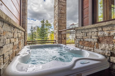 Luxury Villa Photo #32