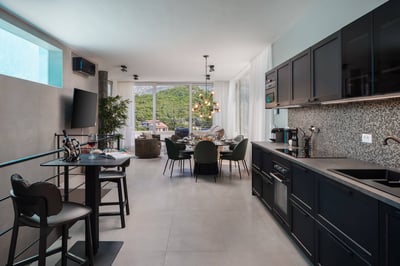 Luxury Villa Photo #42