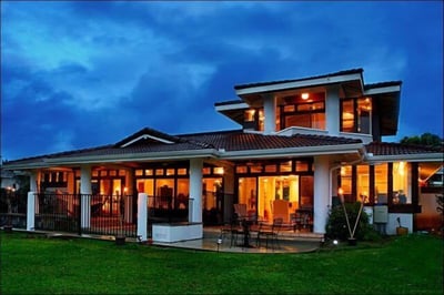 Luxury Villa Photo #3