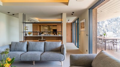 Luxury Villa Photo #17