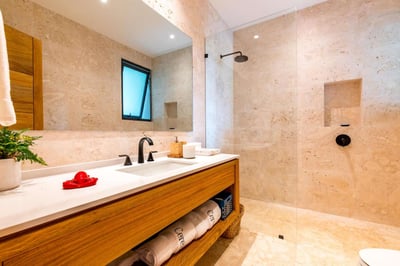 Luxury Villa Photo #27