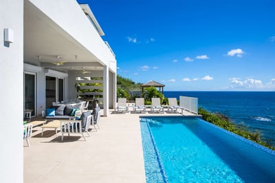 Luxury Villa Photo #4