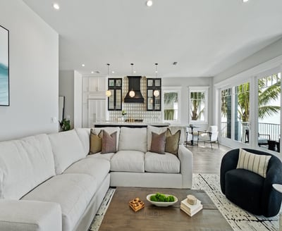 Luxury Villa Photo #16