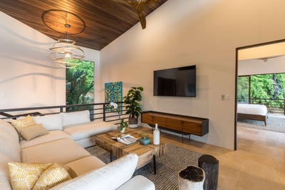 Luxury Villa Photo #18