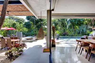 Luxury Villa Photo #8