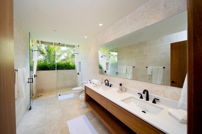 Luxury Villa Photo #26