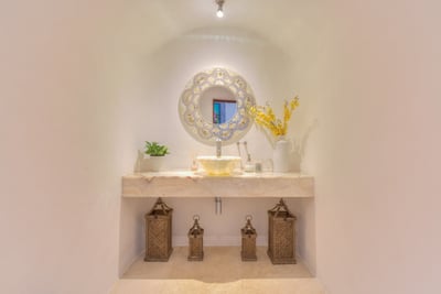 Luxury Villa Photo #46