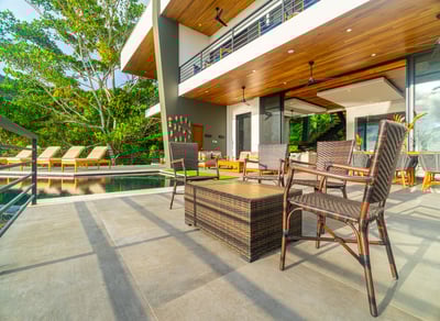 Luxury Villa Photo #32