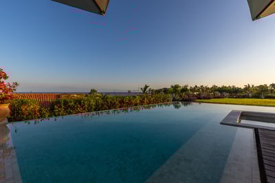 Luxury Villa Photo #8