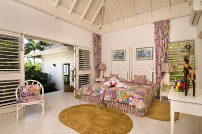 Luxury Villa Photo #16