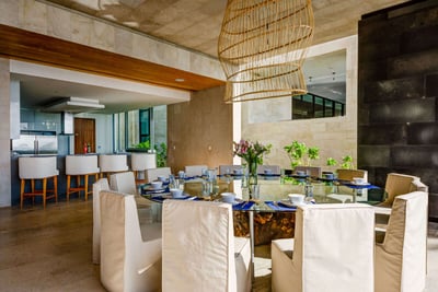 Luxury Villa Photo #12