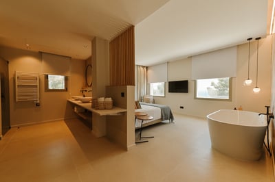 Luxury Villa Photo #42