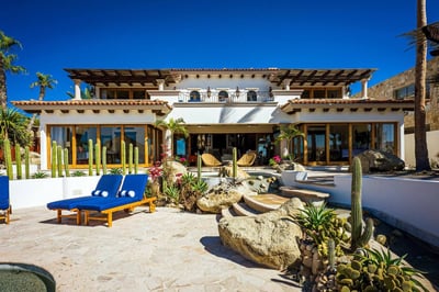 Luxury Villa Photo #5