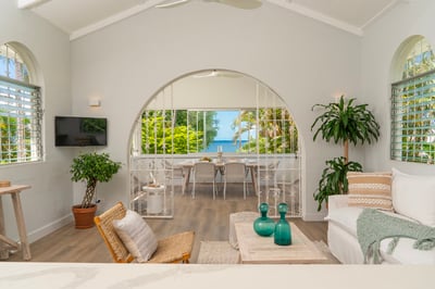 Luxury Villa Photo #2