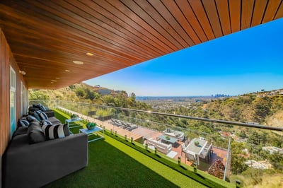 Luxury Villa Photo #20
