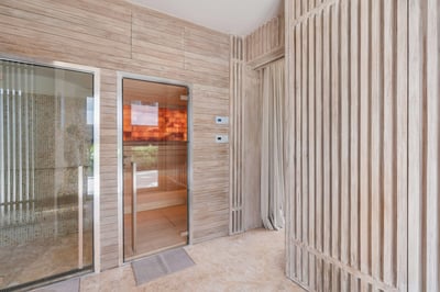 Luxury Villa Photo #41