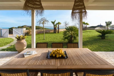 Luxury Villa Photo #15