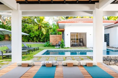 Luxury Villa Photo #6