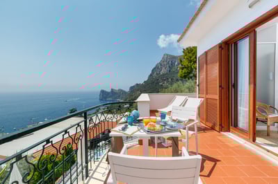 Luxury Villa Photo #10
