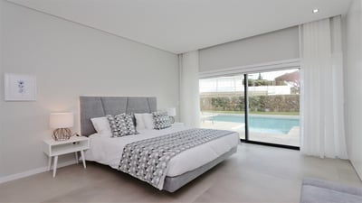 Luxury Villa Photo #26