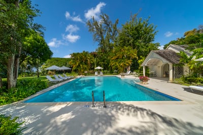 Luxury Villa Photo #6