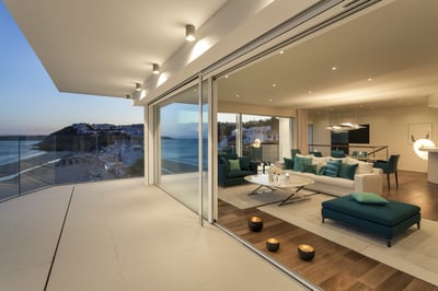 Luxury Villa Photo #8