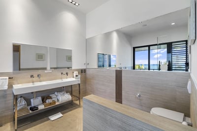 Luxury Villa Photo #42