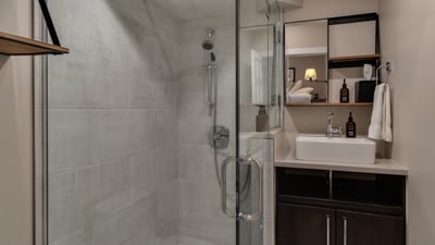 Bunkroom ensuite