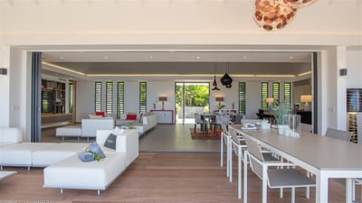 Luxury Villa Photo #29