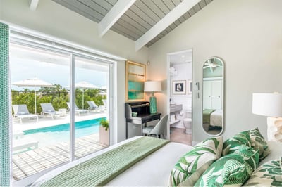 Luxury Villa Photo #24