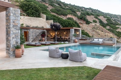 Luxury Villa Photo #3