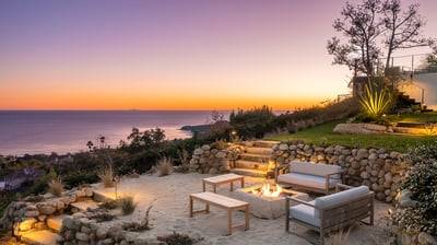 Luxury Villa Photo #18