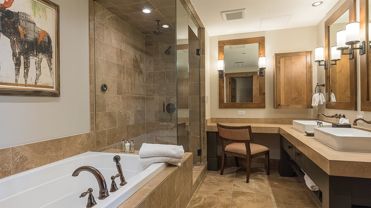 Mount Zirkel Residence