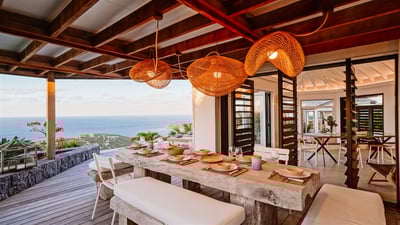 Luxury Villa Photo #18